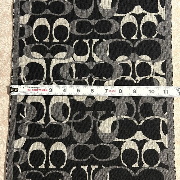 Coach ~Optic Black + Gray Signature C Wool/Cashmere Reversible 72” Scarf Muffler - Picture 11 of 12